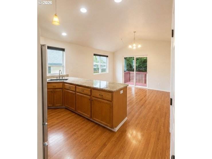 https://bt-photos.global.ssl.fastly.net/portland/orig_boomver_1_703888660-2.jpg