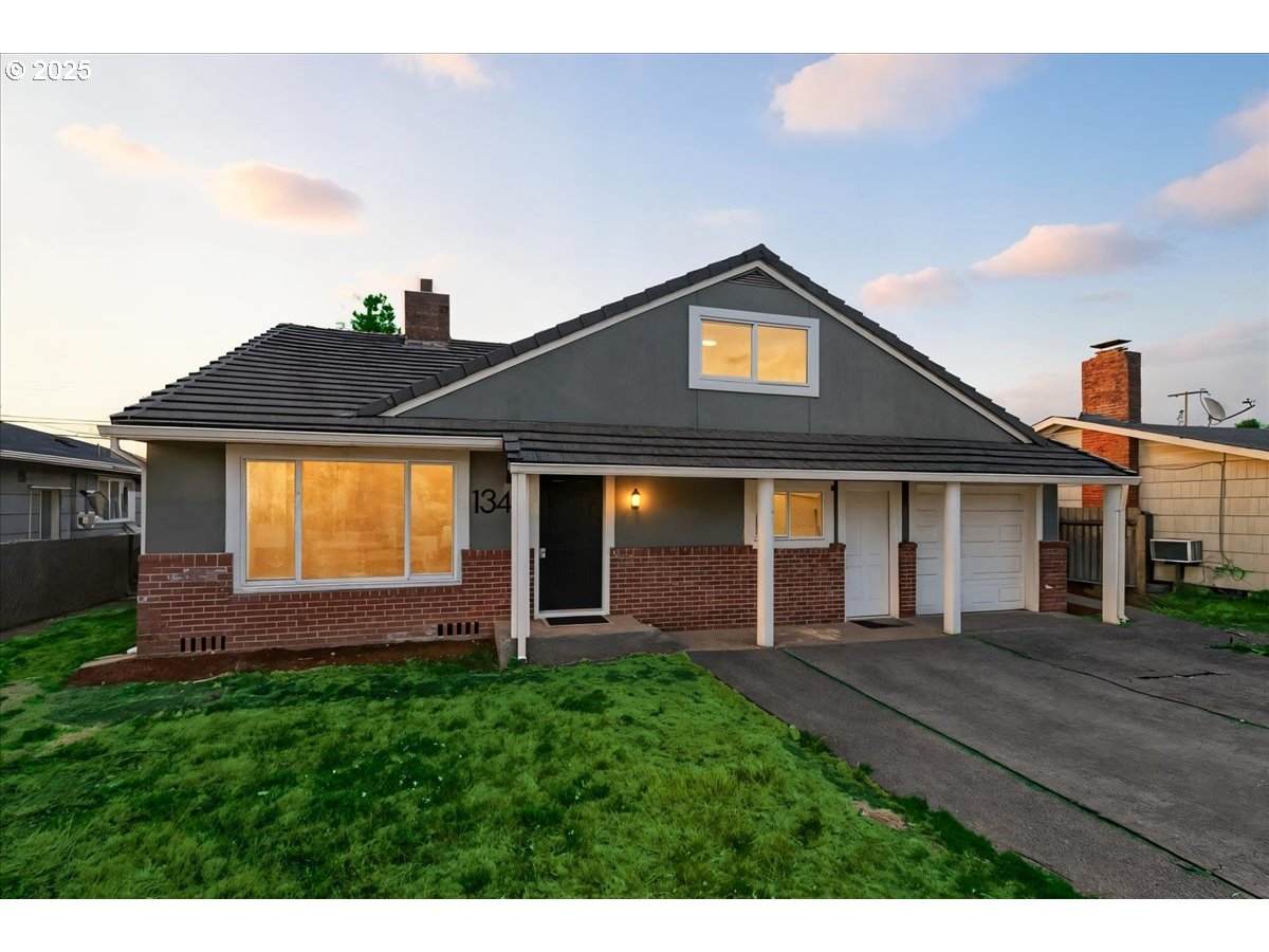 1342 Quinalt St - Photo 1