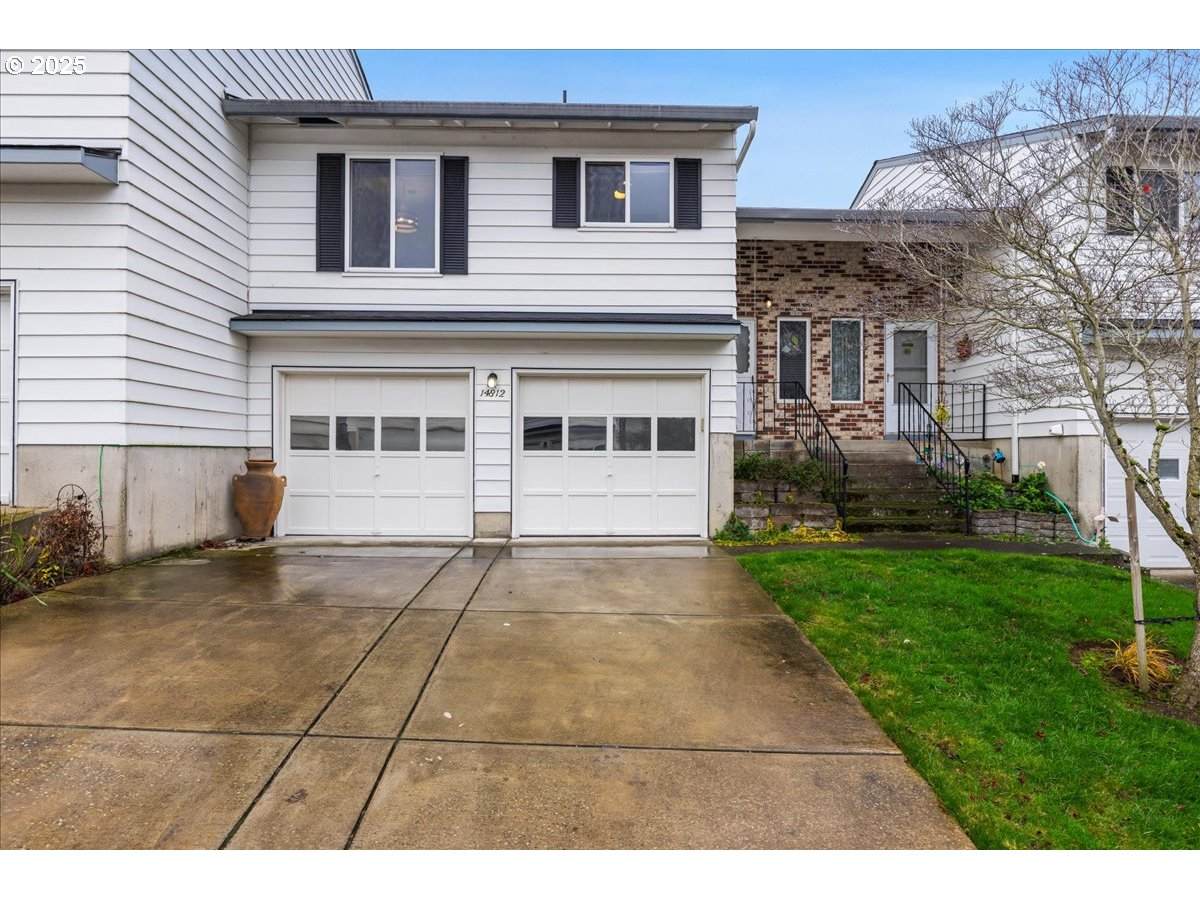 14812 Rose Pkwy - Photo 1