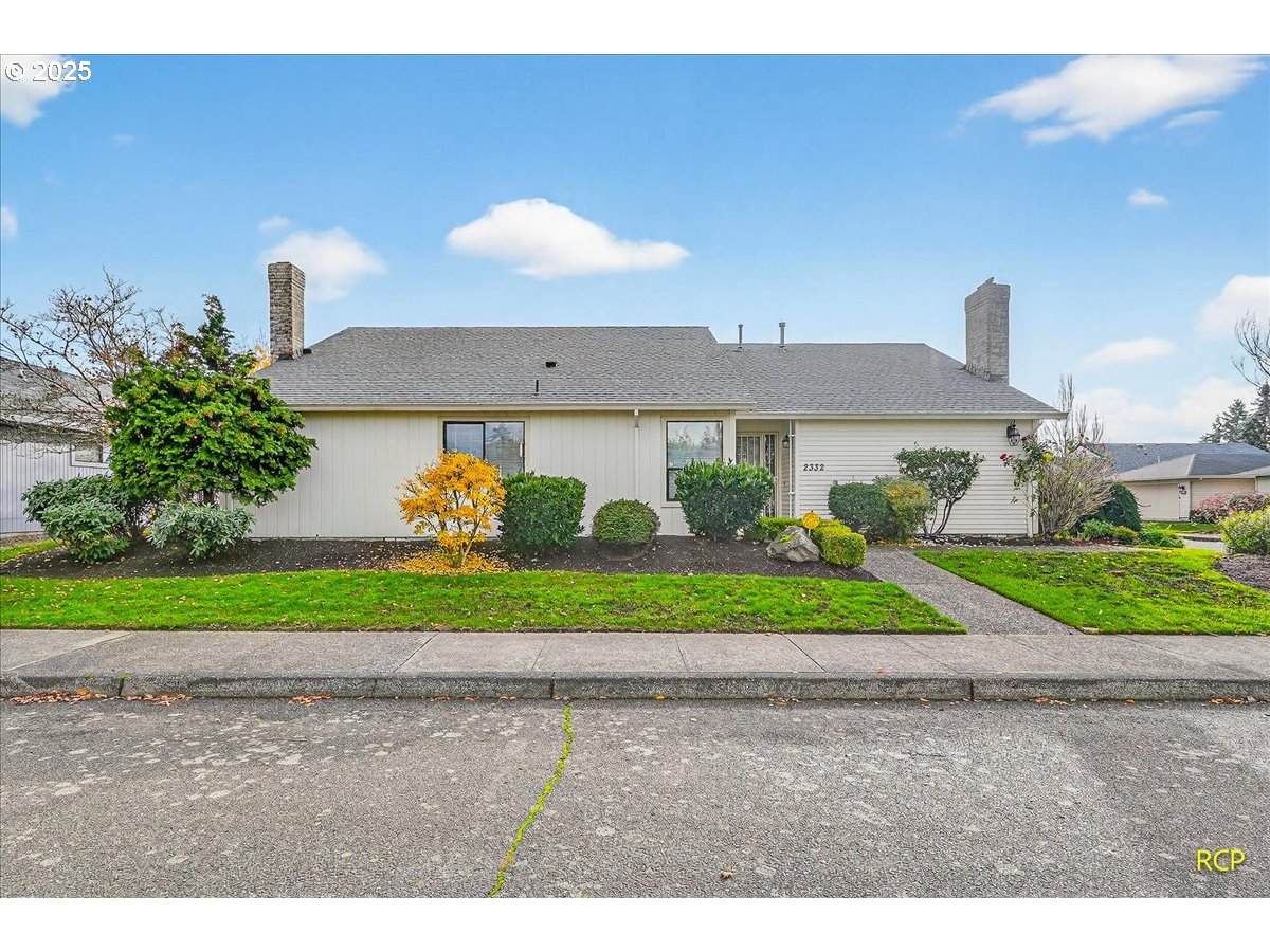2332 158TH Ave - Photo 1