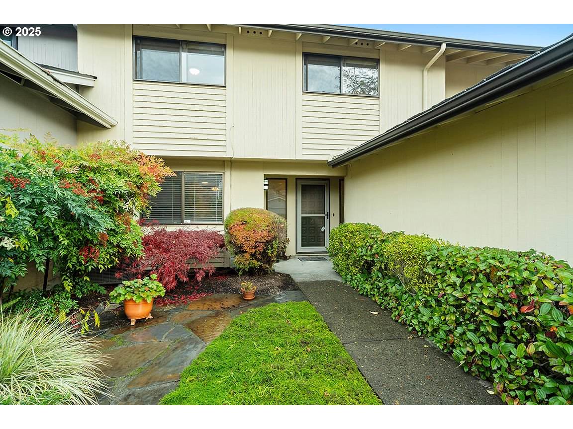 https://bt-photos.global.ssl.fastly.net/portland/orig_boomver_1_731867647-2.jpg