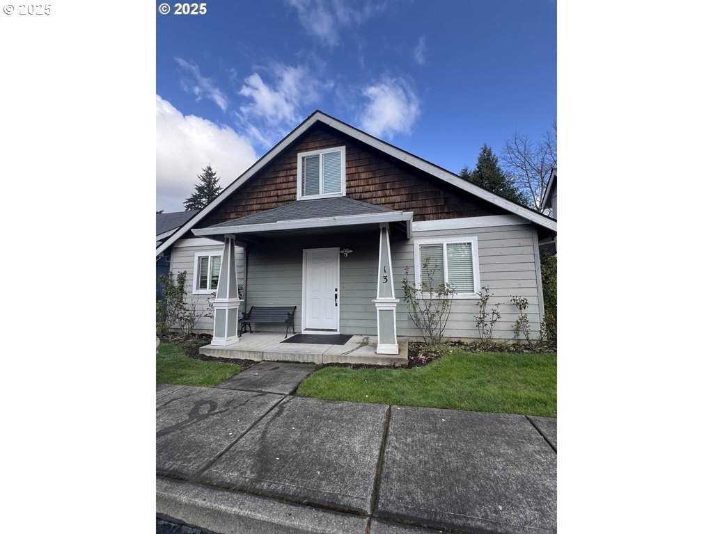 601 1ST St - Photo 1