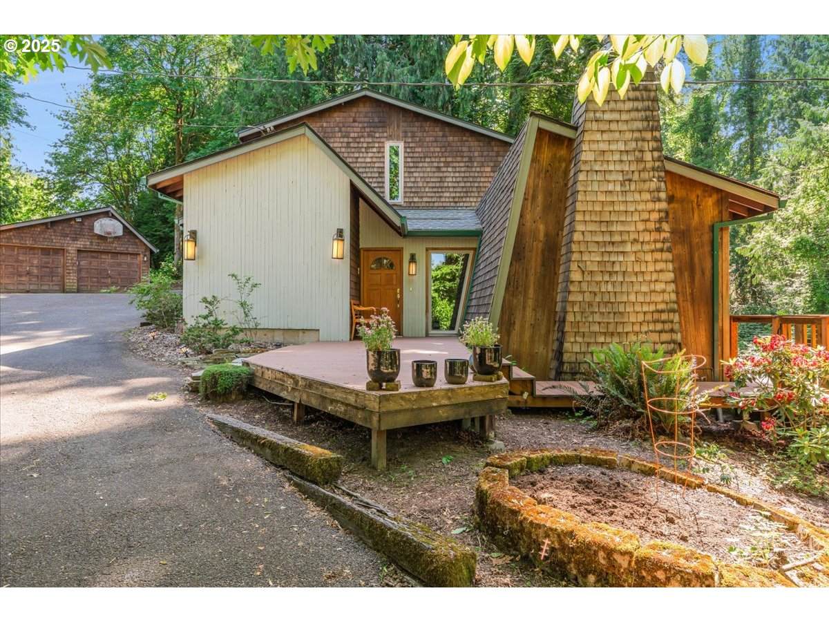3820 Kenthorpe Way - Photo 1