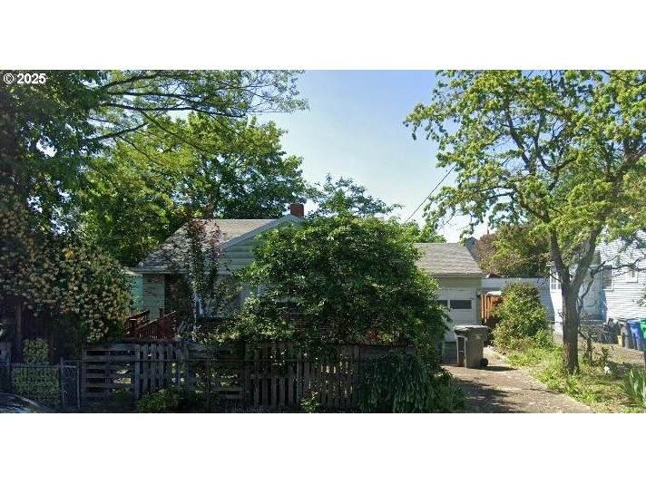 8054 Reedway St - Photo 1