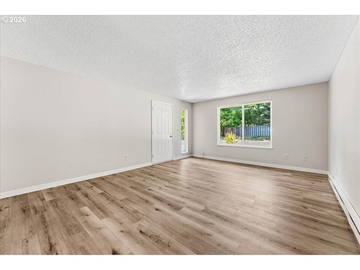 https://bt-photos.global.ssl.fastly.net/portland/orig_boomver_1_777462185-2.jpg