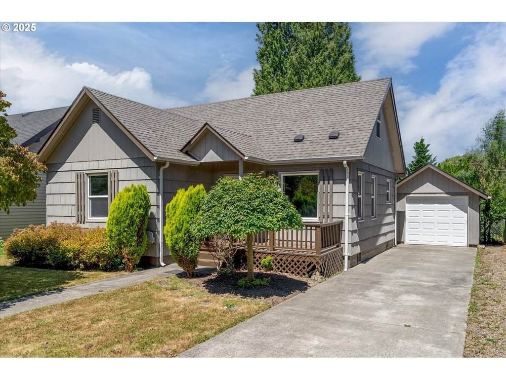 2732 Fir St - Photo 1