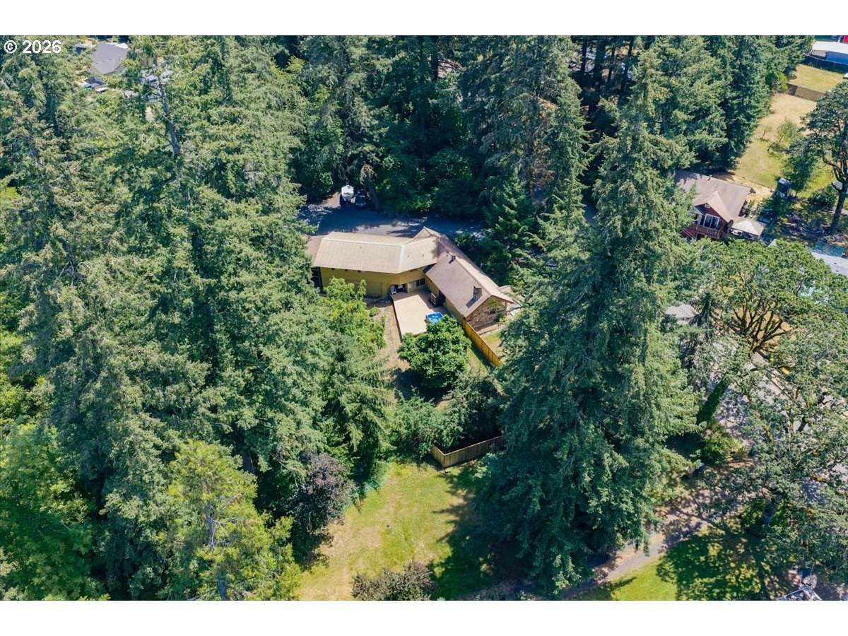940 Oak Ter - Photo 1