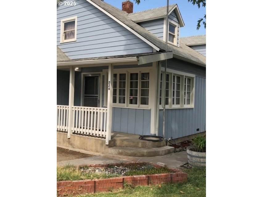 226 Hartley Ave - Photo 1