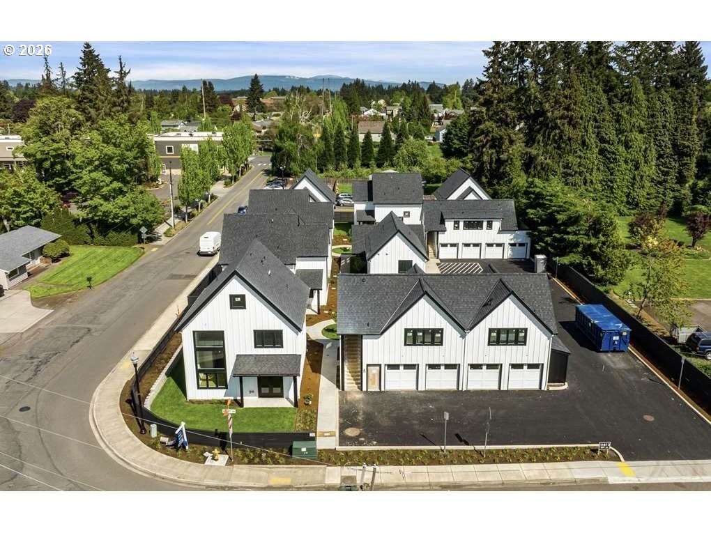 https://bt-photos.global.ssl.fastly.net/portland/orig_boomver_2_135241892-2.jpg