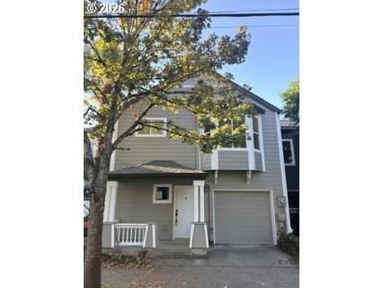 550 Knott St - Photo 1