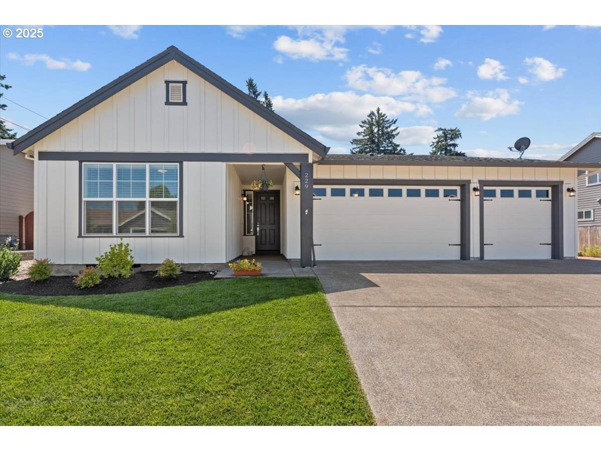 229 17TH Ave - Photo 1