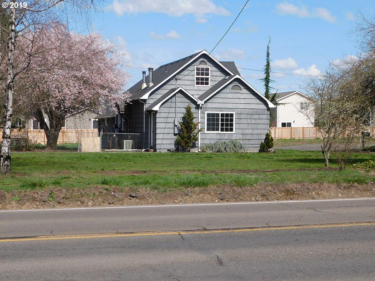 1051 Main St - Photo 1