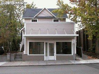 1210 Daniels St - Photo 1