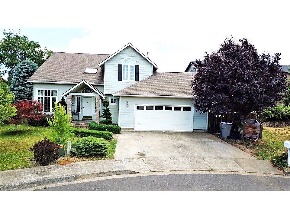 460 Sherman Ct - Photo 1