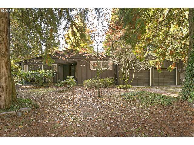 7475 82ND Ave - Photo 1