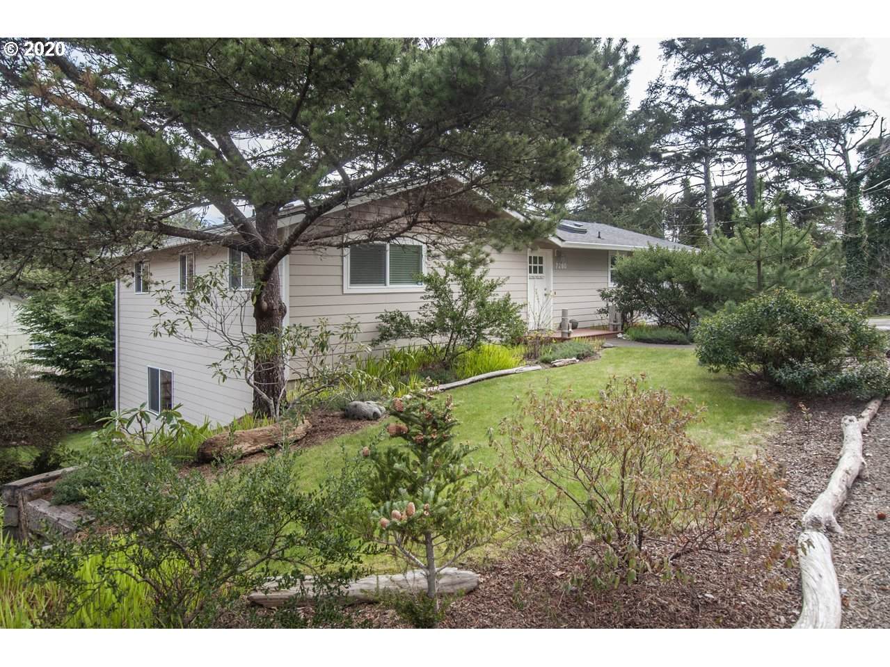 7280 Neptune Ave - Photo 1
