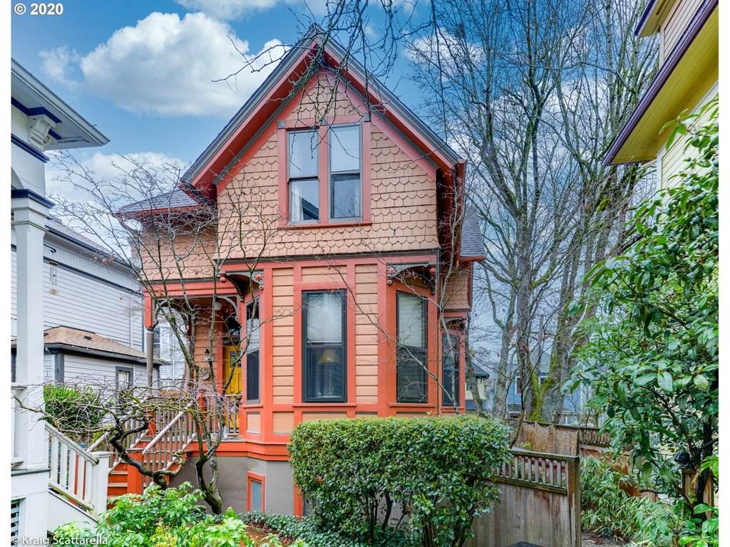 1721 Glisan St - Photo 1