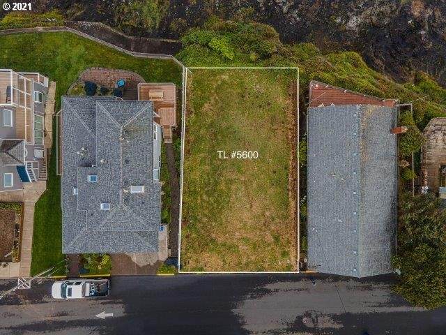 265 Coast Ave - Photo 1