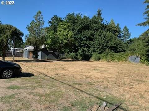 2035 Irwin Way - Photo 1