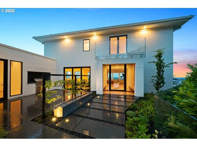 264 Macleay Blvd - Photo 1