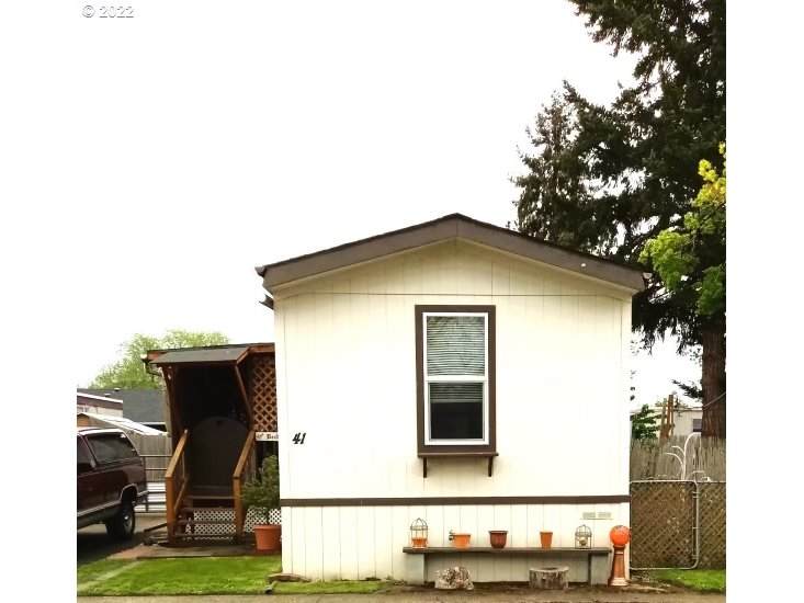400 Mill St - Photo 1