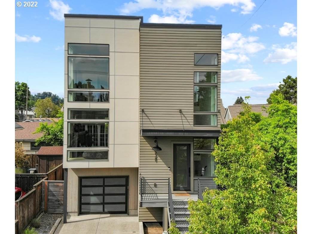 349 Carolina St - Photo 1