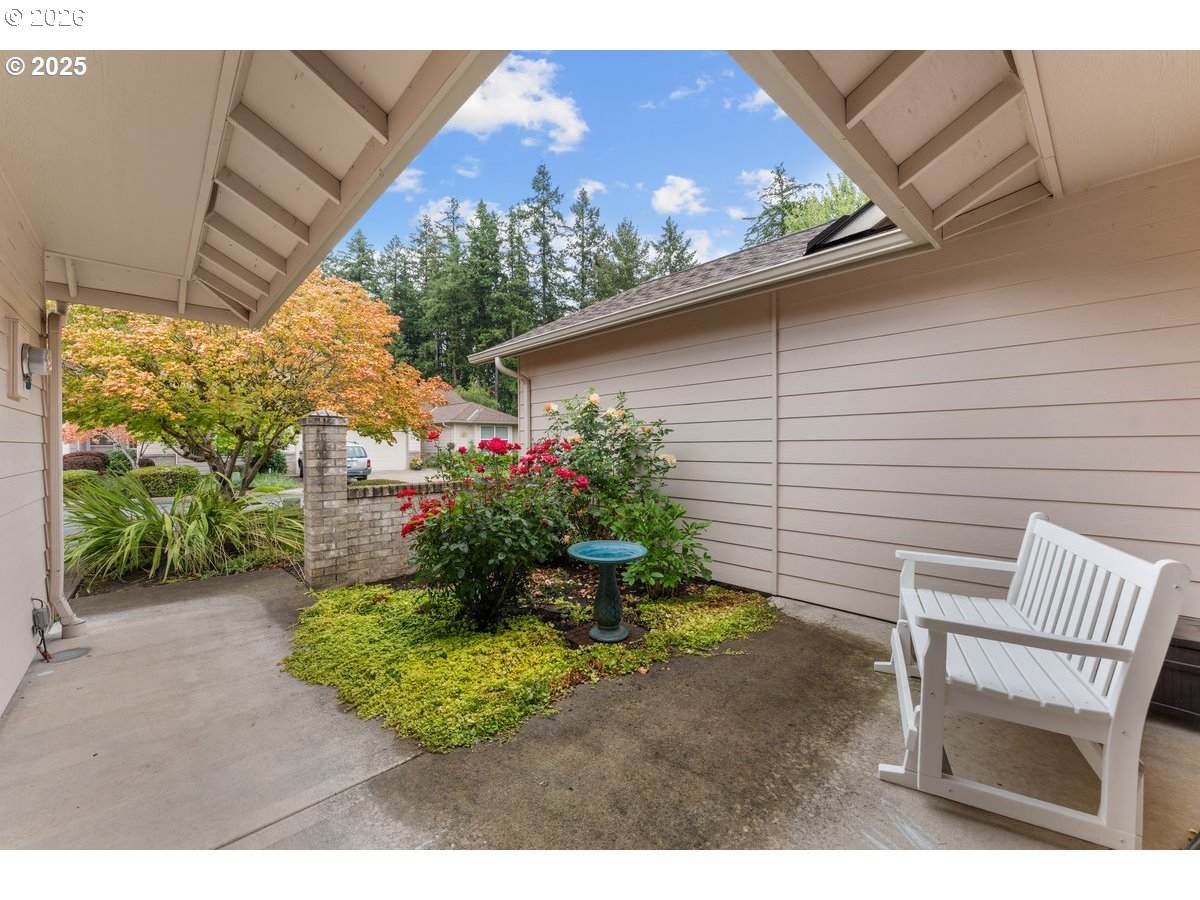 https://bt-photos.global.ssl.fastly.net/portland/orig_boomver_2_233974300-2.jpg