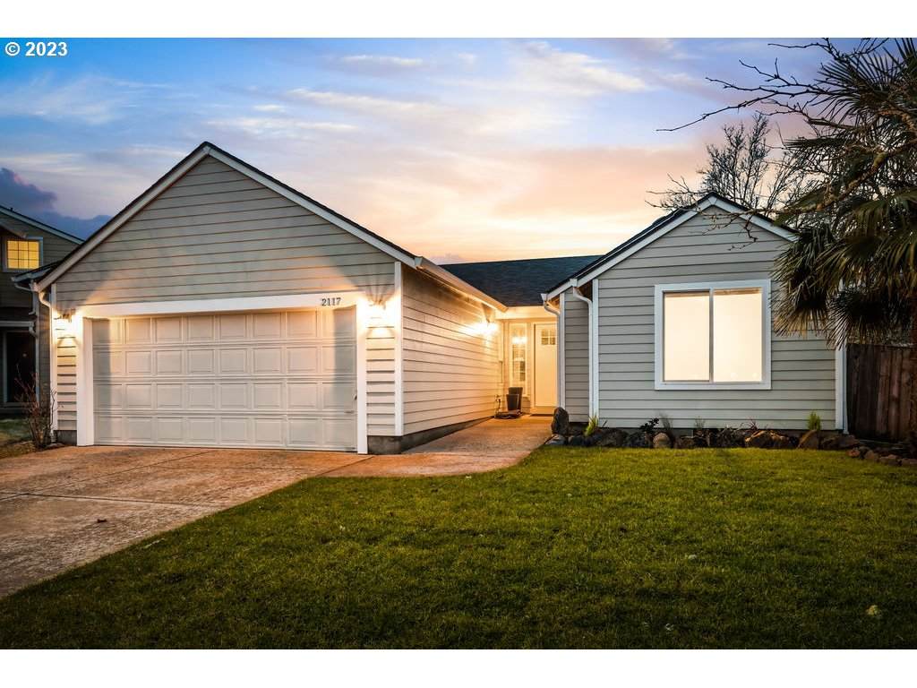 2117 181ST Ave - Photo 1