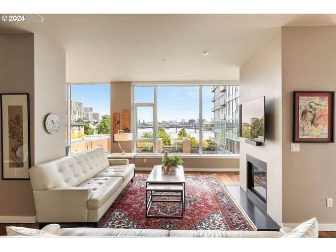 1930 River Dr - Photo 1