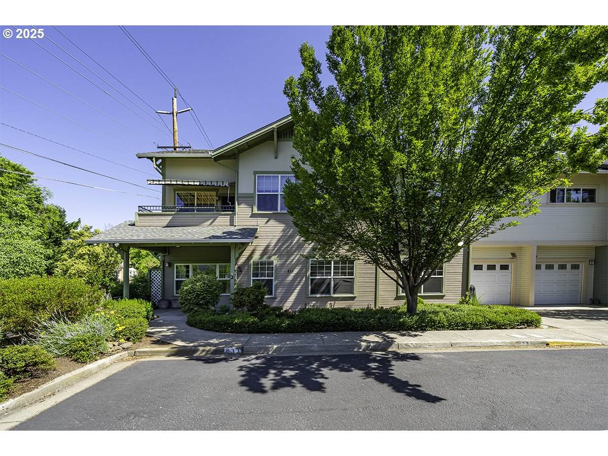 833 Cobblestone Ct - Photo 1