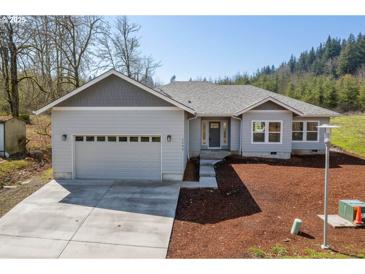 1492 Strawberry - Photo 1