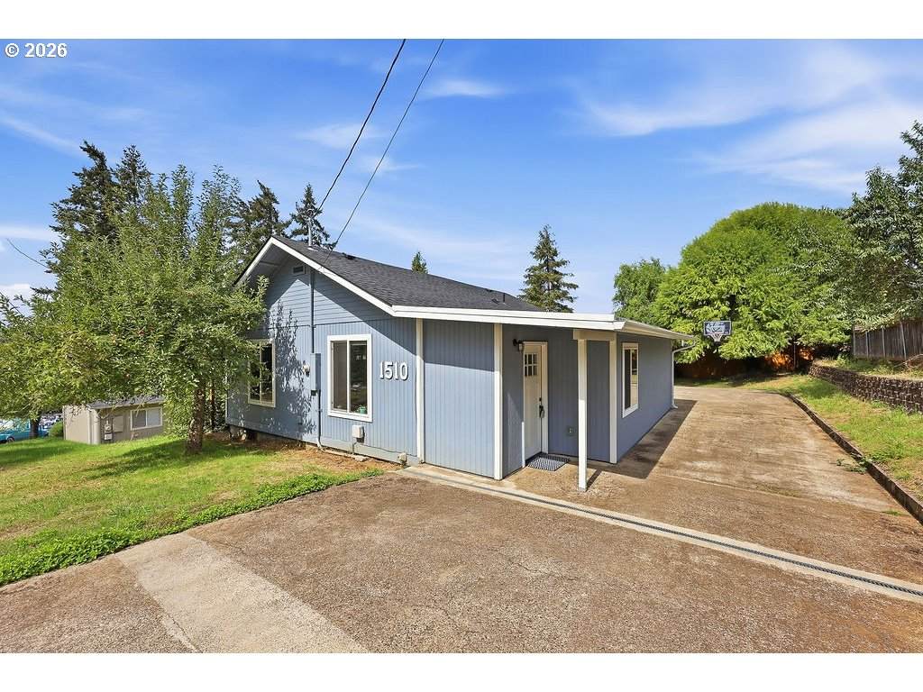 1510 Taylor Ave - Photo 1