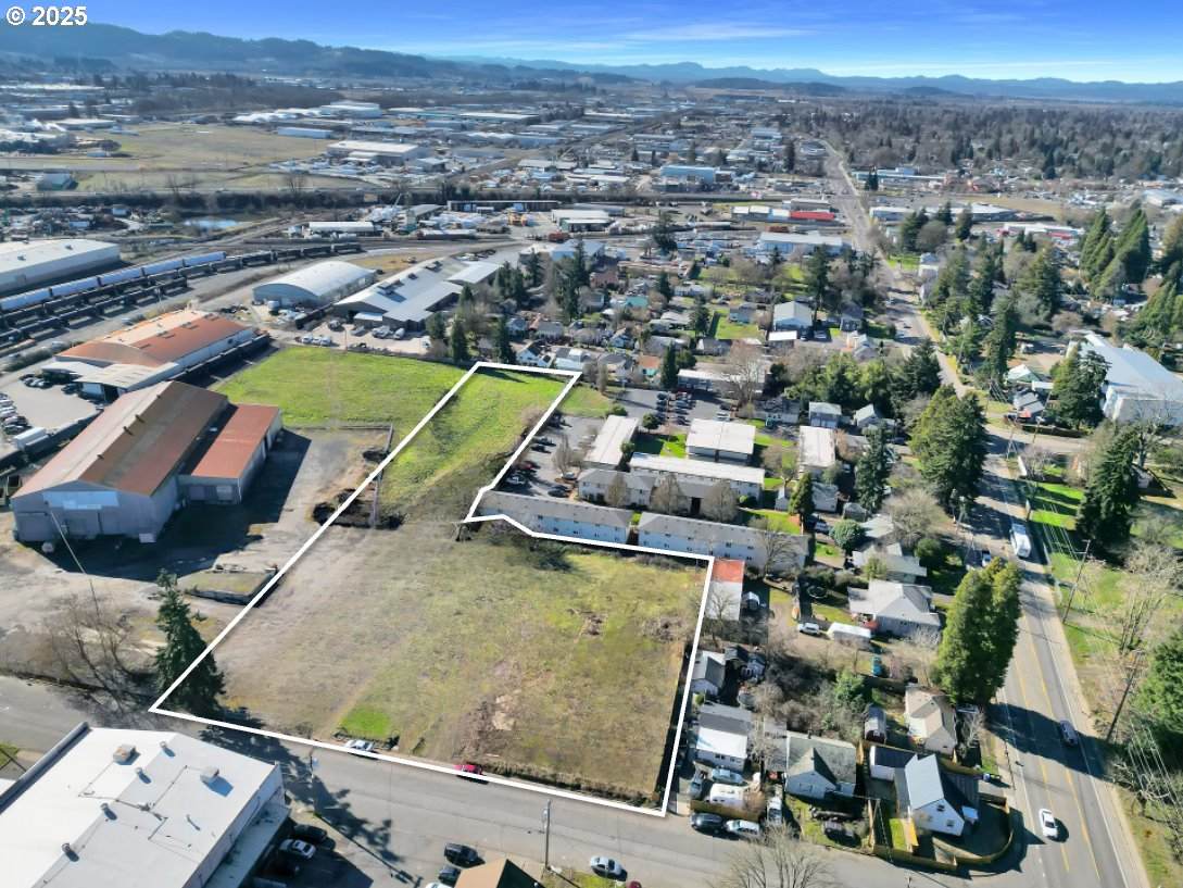 134 Cleveland St - Photo 1