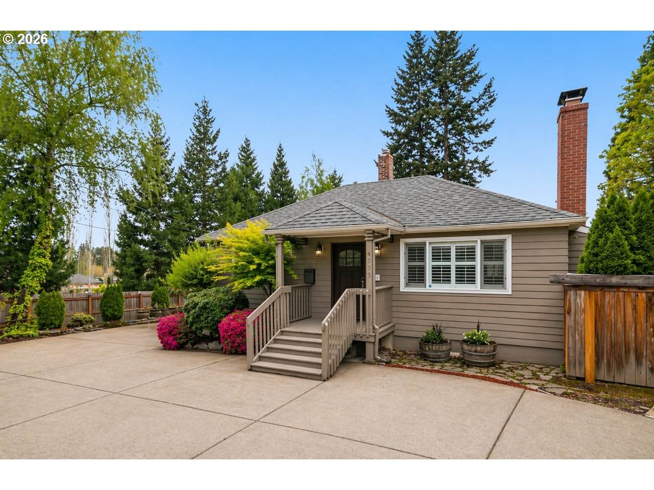https://bt-photos.global.ssl.fastly.net/portland/orig_boomver_2_407767518-2.jpg