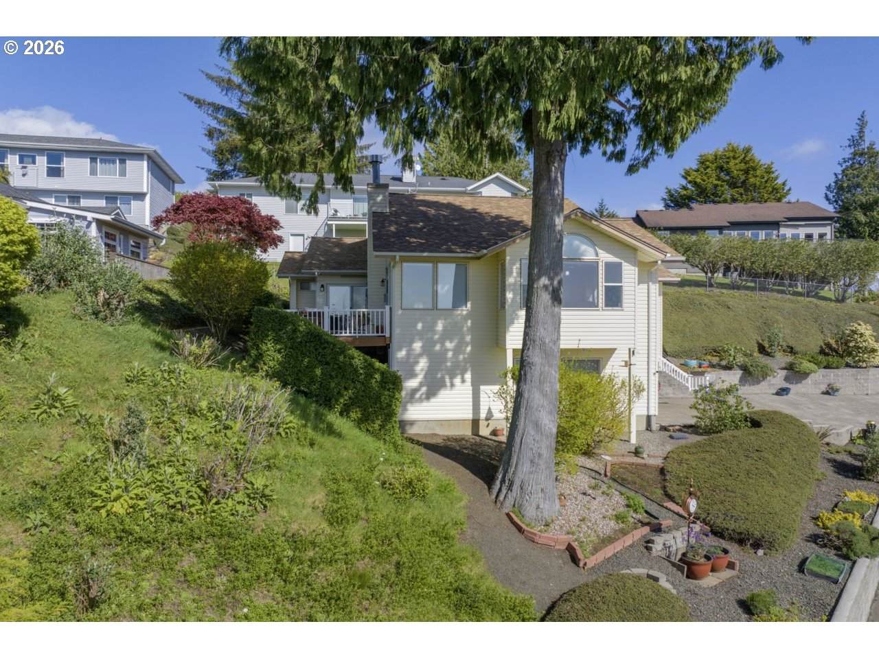 https://bt-photos.global.ssl.fastly.net/portland/orig_boomver_2_478750693-2.jpg