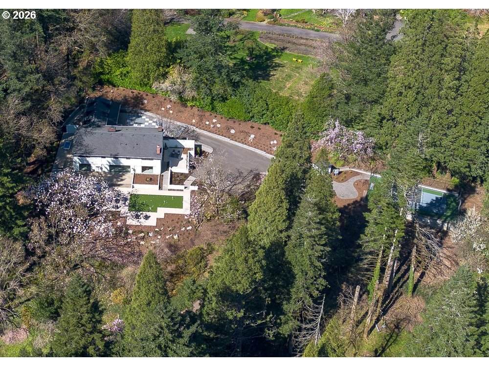 https://bt-photos.global.ssl.fastly.net/portland/orig_boomver_1_538555918-2.jpg