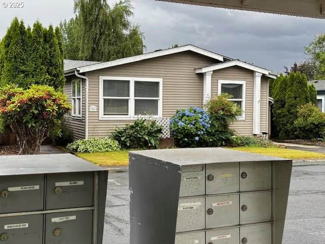 3777 Addy St - Photo 1