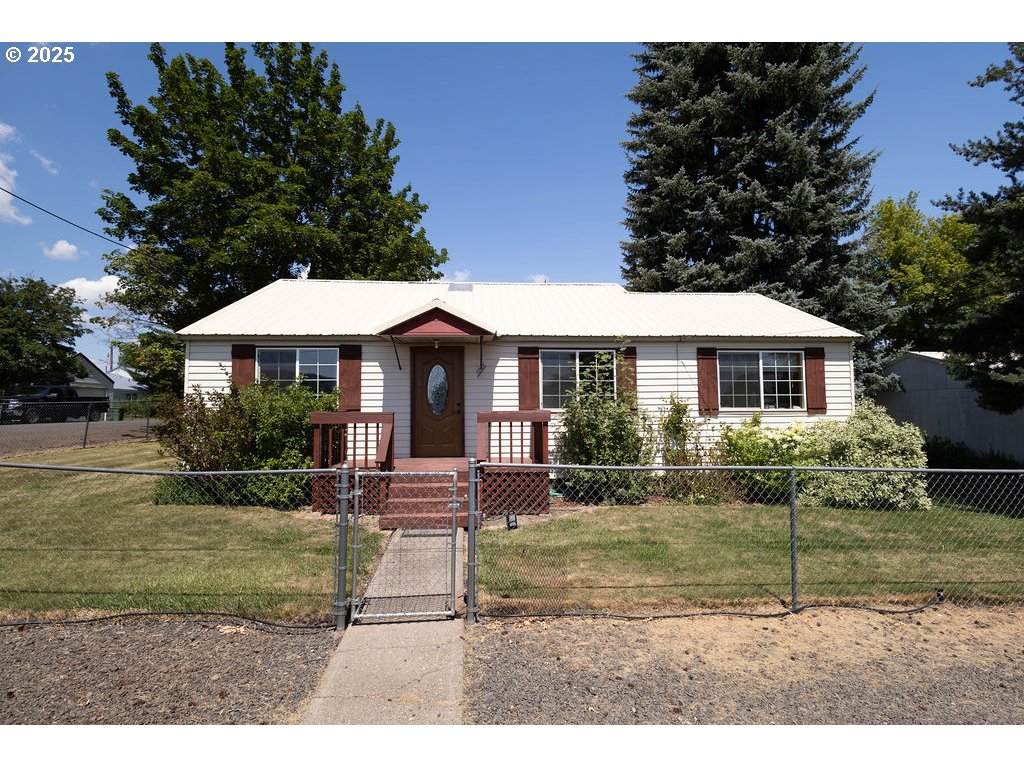 1285 Detroit St - Photo 1