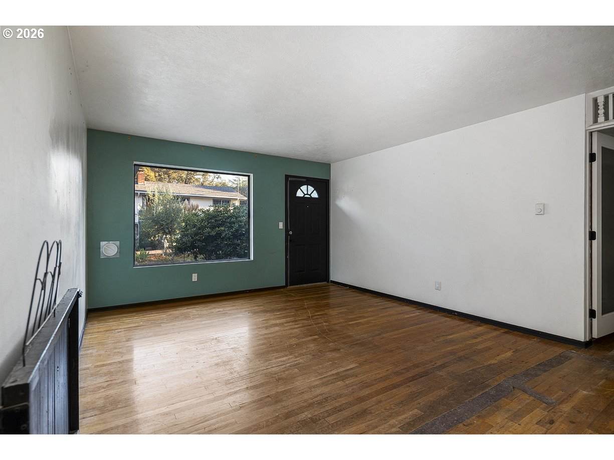 https://bt-photos.global.ssl.fastly.net/portland/orig_boomver_2_609312976-2.jpg