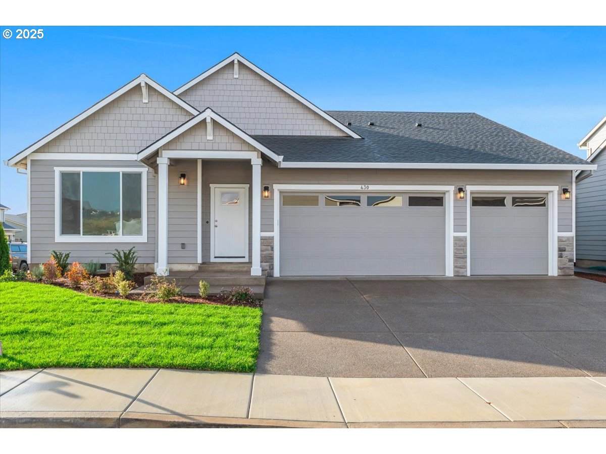 430 Elm St - Photo 1