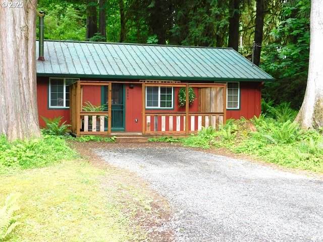 9864 Beach Dr - Photo 1