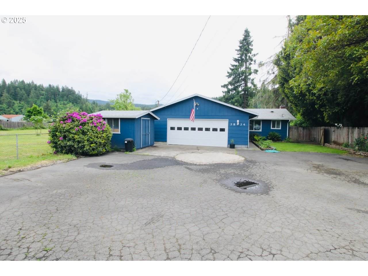 38434 Mckenzie Hwy - Photo 1