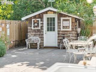 https://bt-photos.global.ssl.fastly.net/portland/orig_boomver_2_703852402-2.jpg