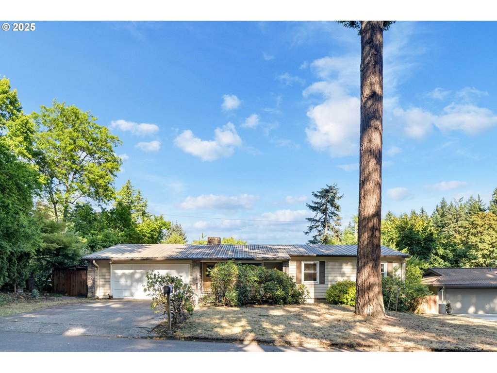 1105 99TH Ave - Photo 1