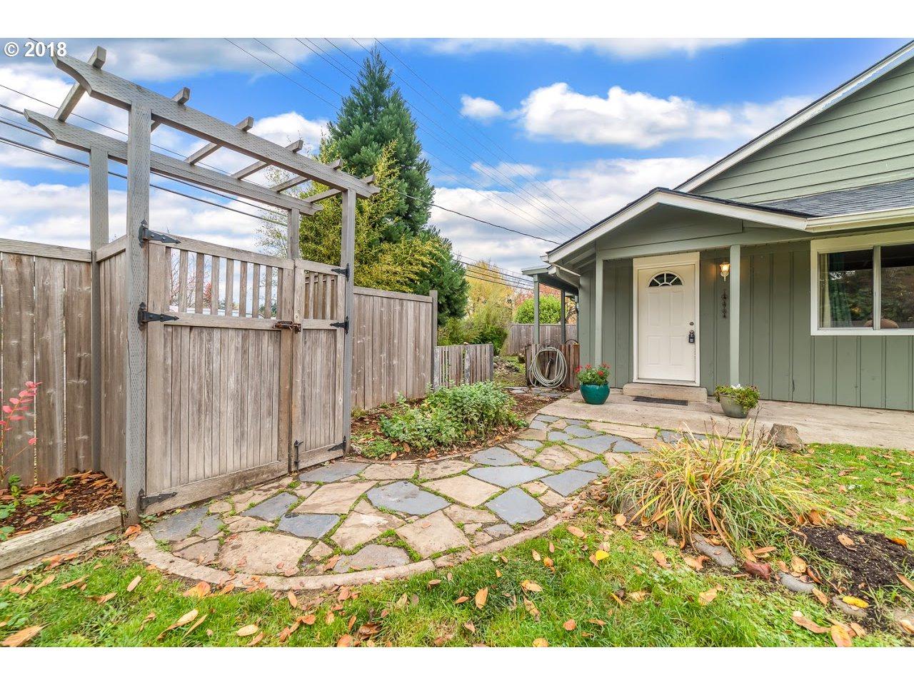6395 Main St - Photo 1