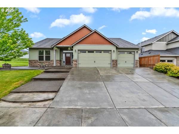 834 13TH Pl - Photo 1