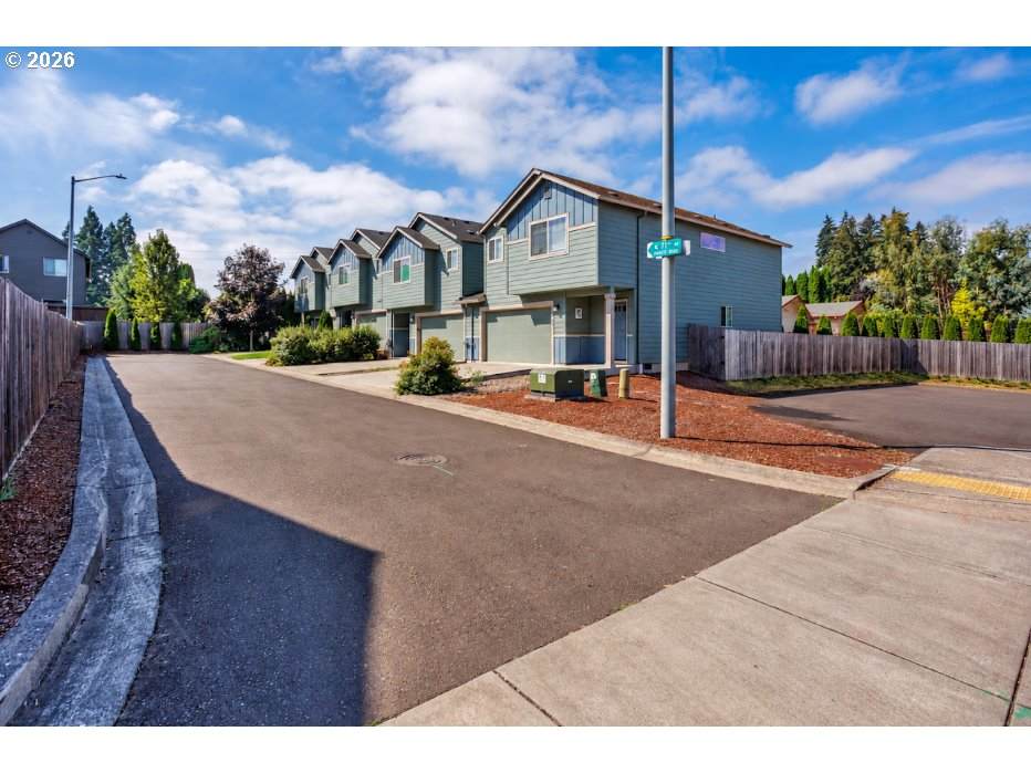 https://bt-photos.global.ssl.fastly.net/portland/orig_boomver_3_322031764-2.jpg
