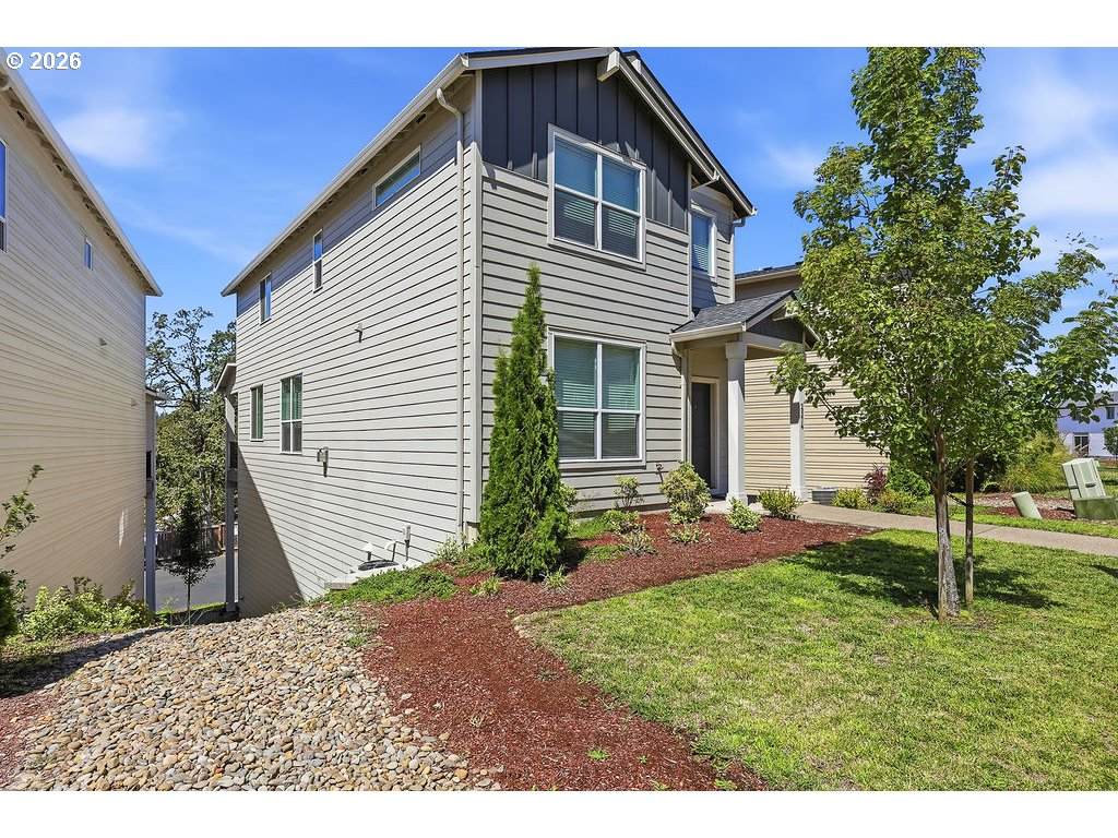 https://bt-photos.global.ssl.fastly.net/portland/orig_boomver_2_562109775-2.jpg
