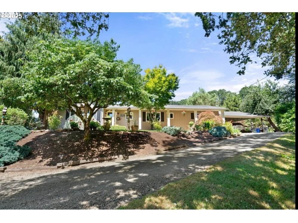 29555 Beavercreek Rd - Photo 1