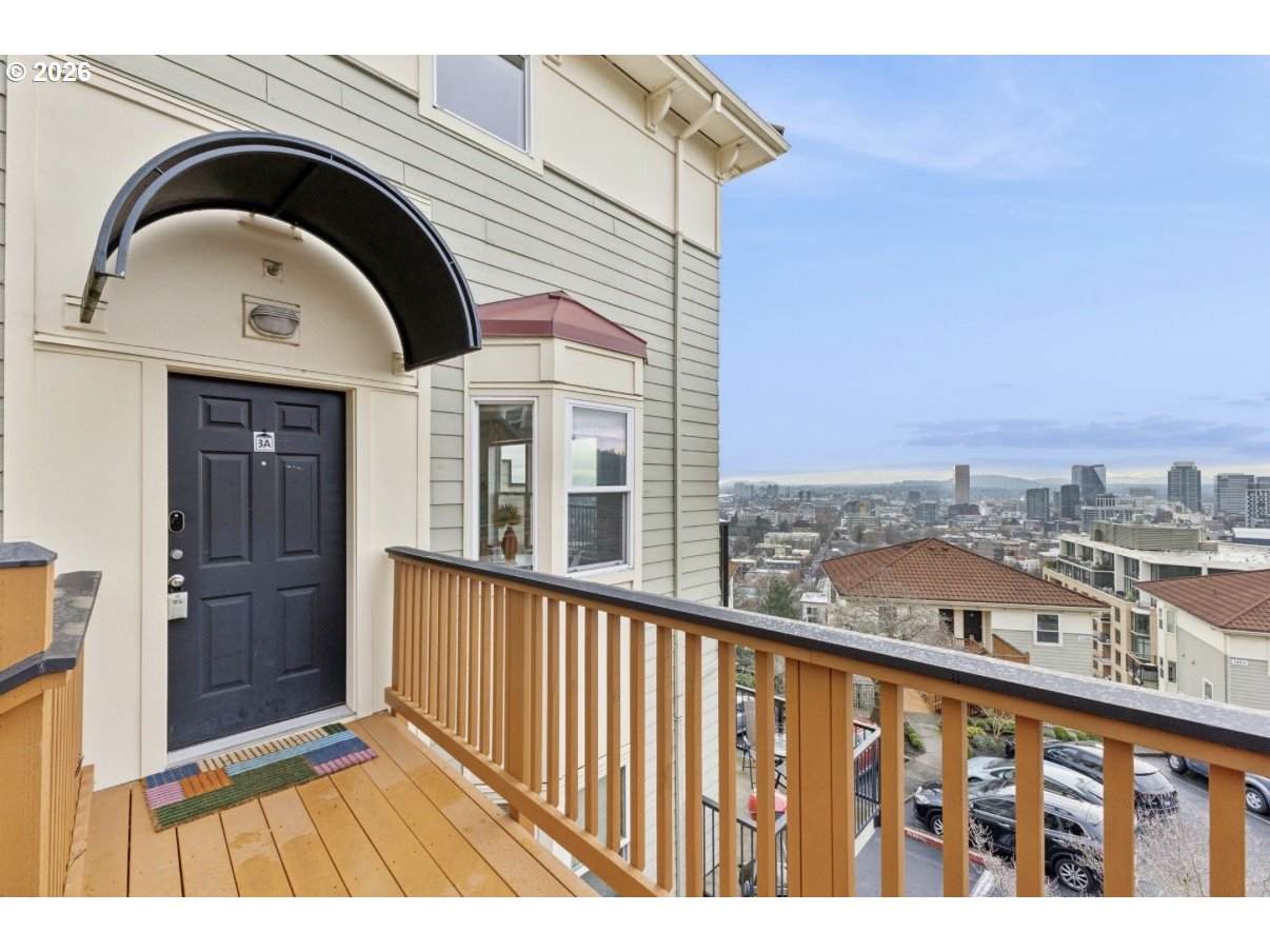 335 Uptown Ter - Photo 1